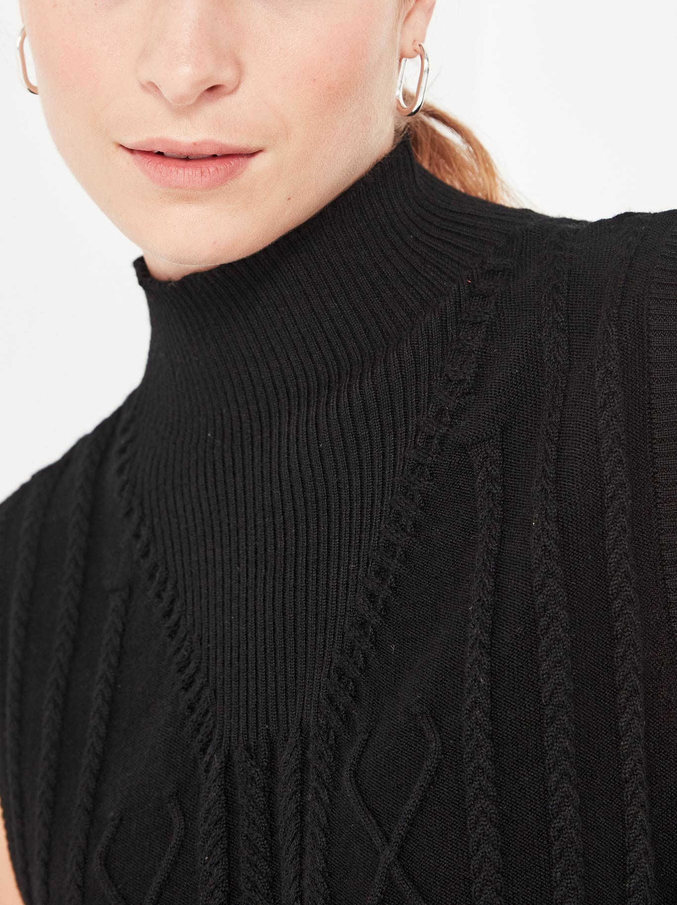 VERGE CHERISH VEST - Image 3