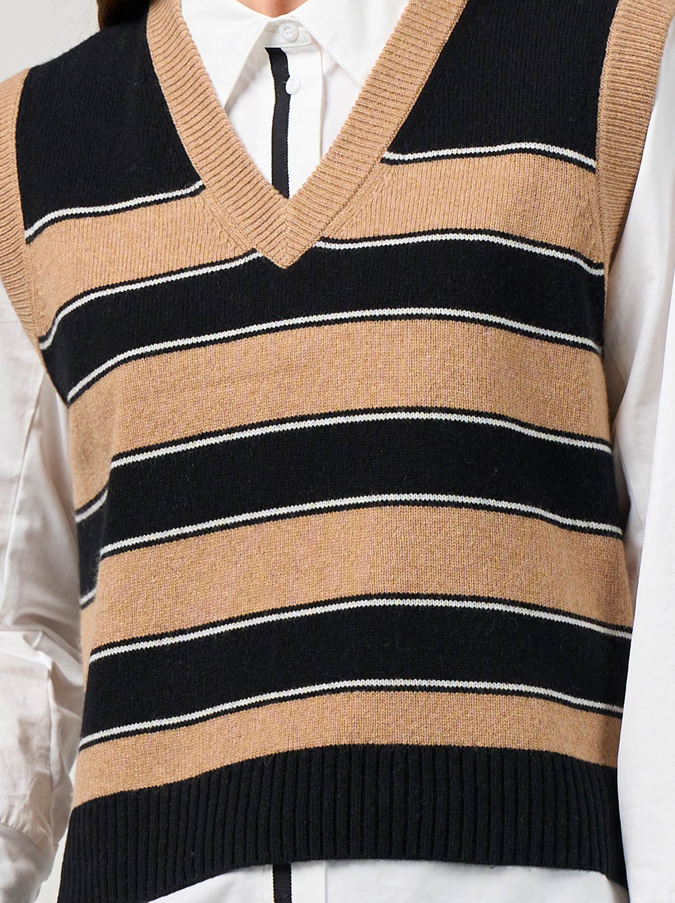 MADLY SWEETLY COLLEGE VEST - Image 2
