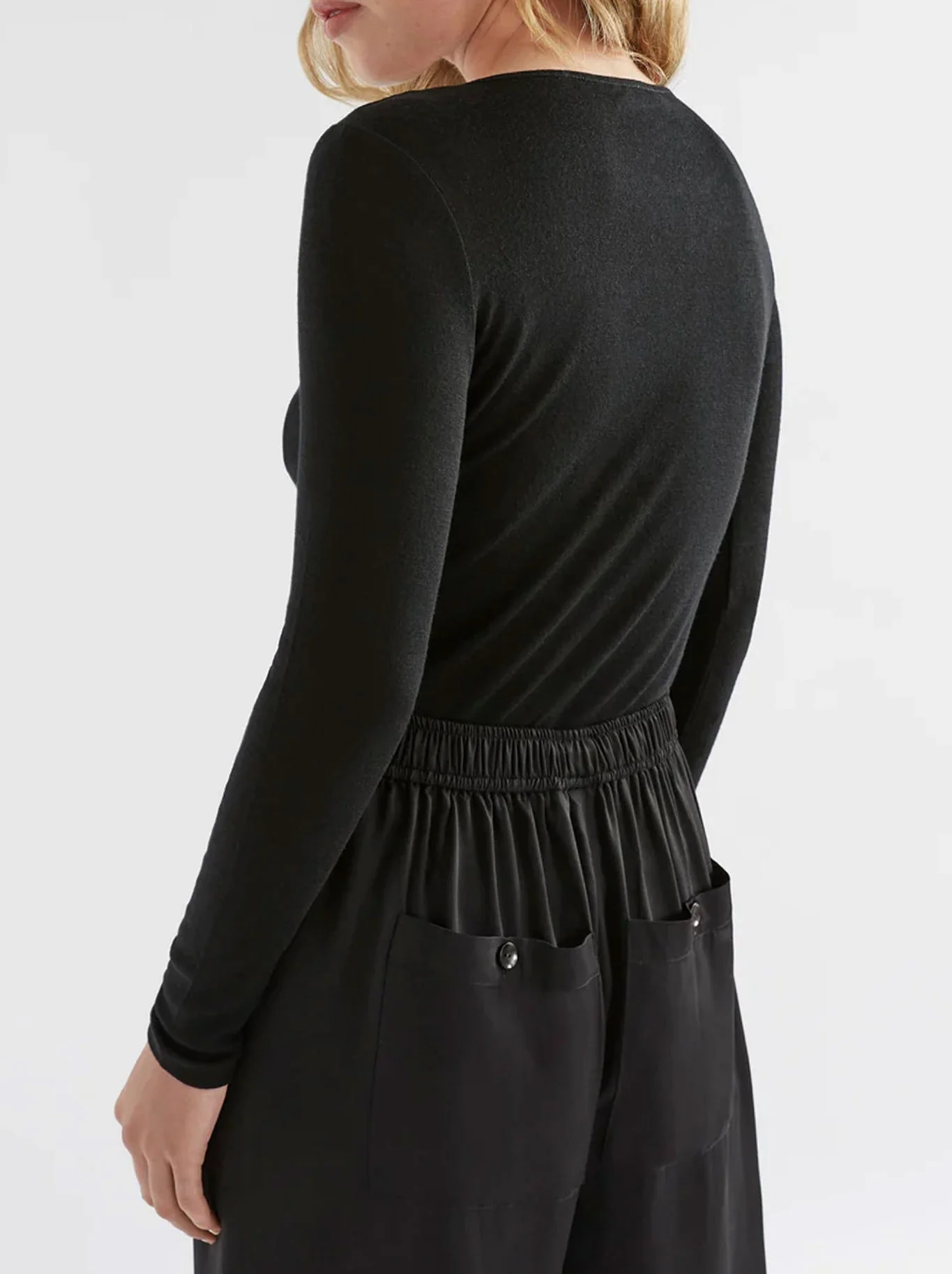 ELK MERINO LONG SLEEVE TOP - Image 10