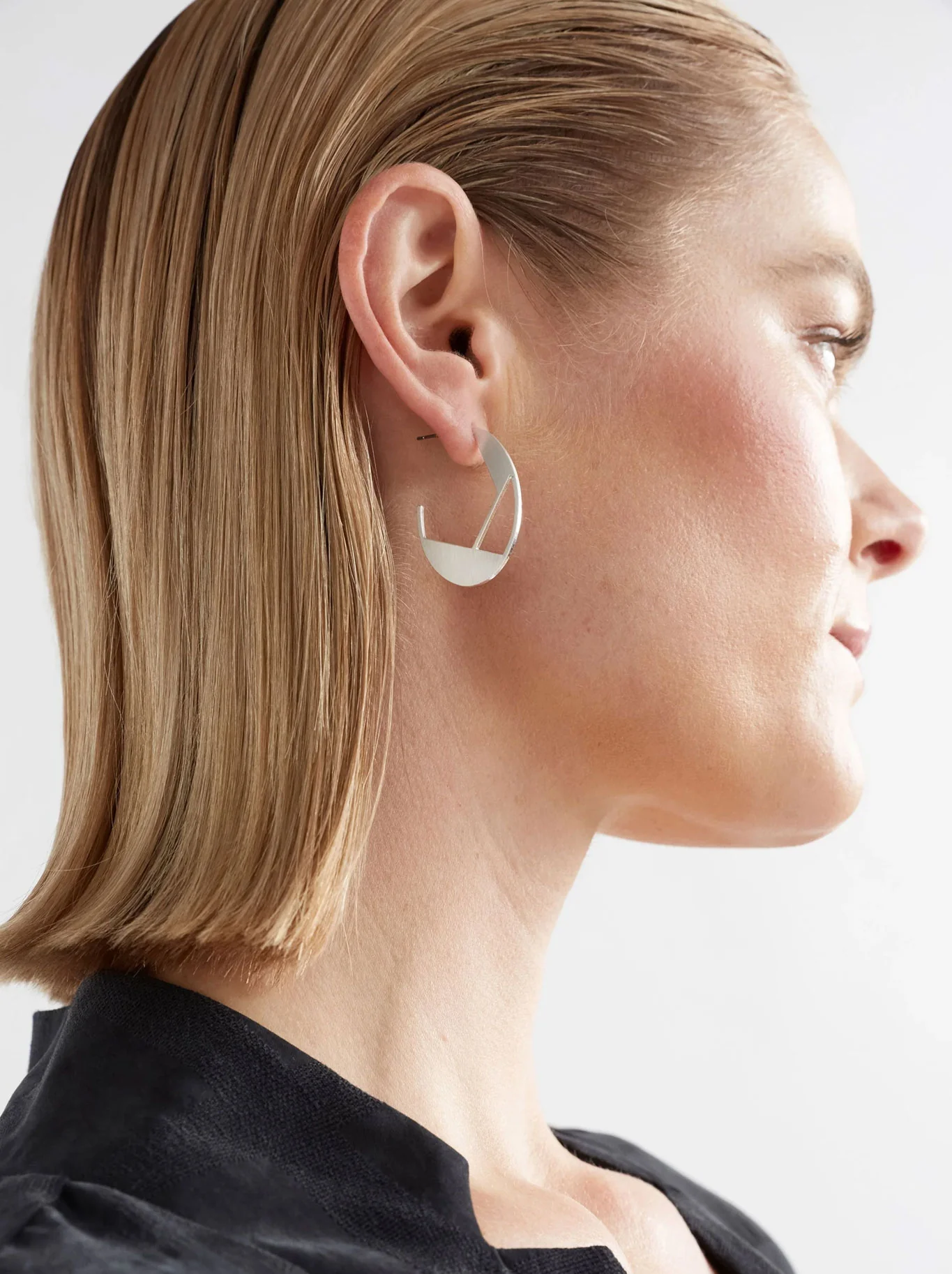 ELK NURI HOOP EARRING - Image 4