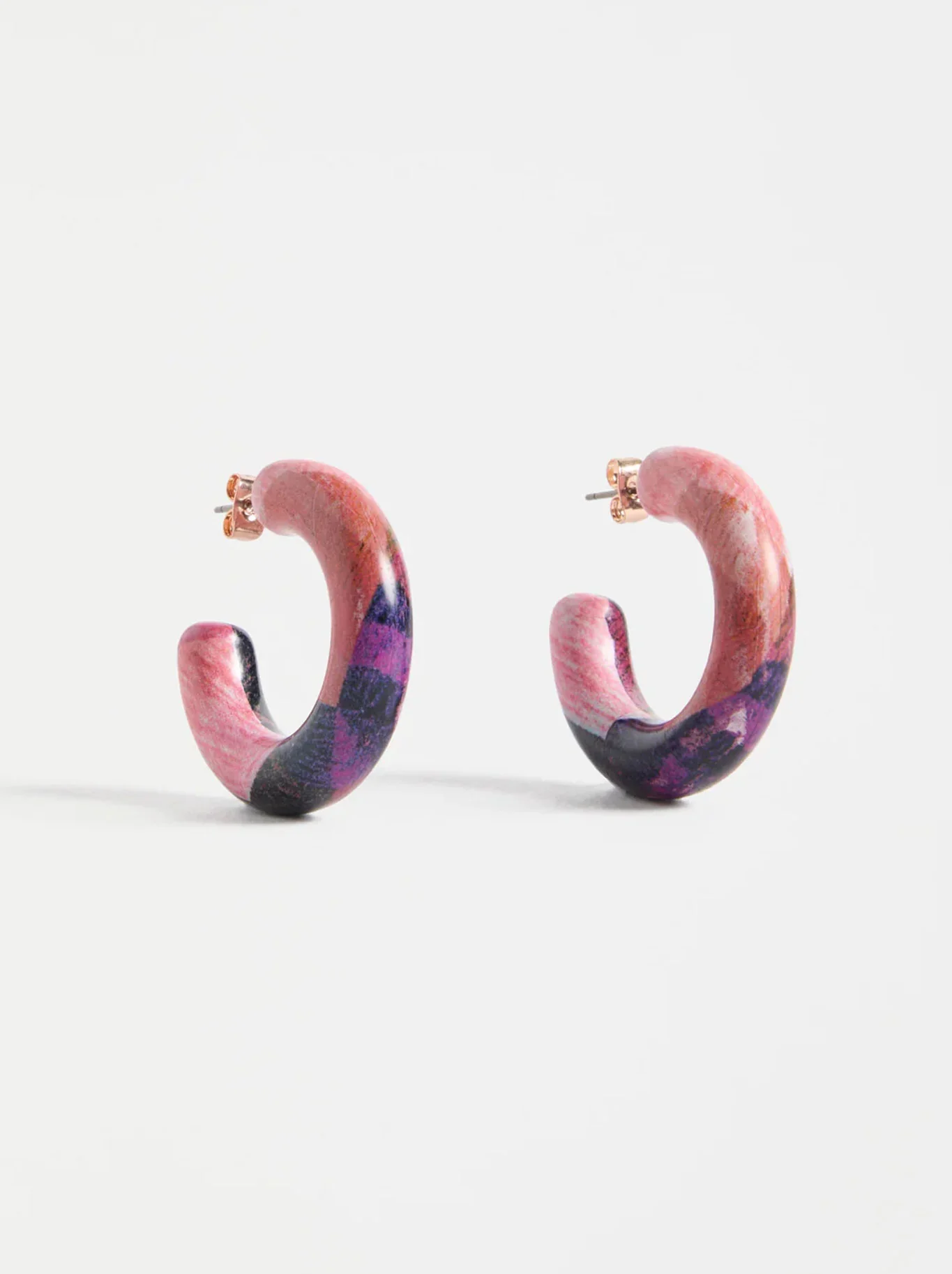 ELK RESSO HOOP EARRING - Image 3