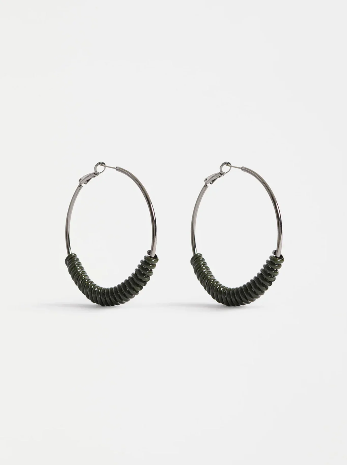 ELK VRID HOOP EARRING - Image 2