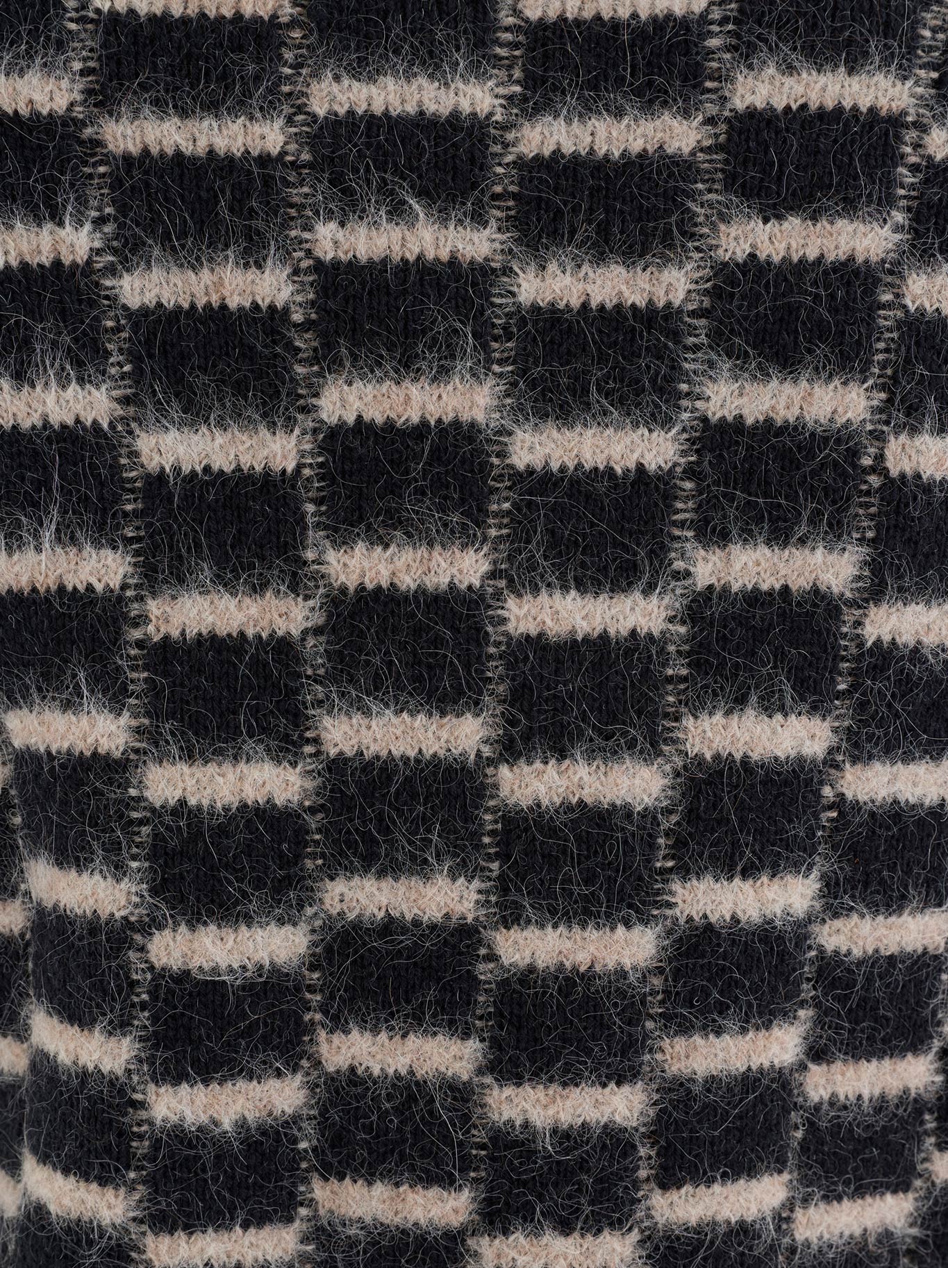 ELK LUNZ CARDI - Image 4