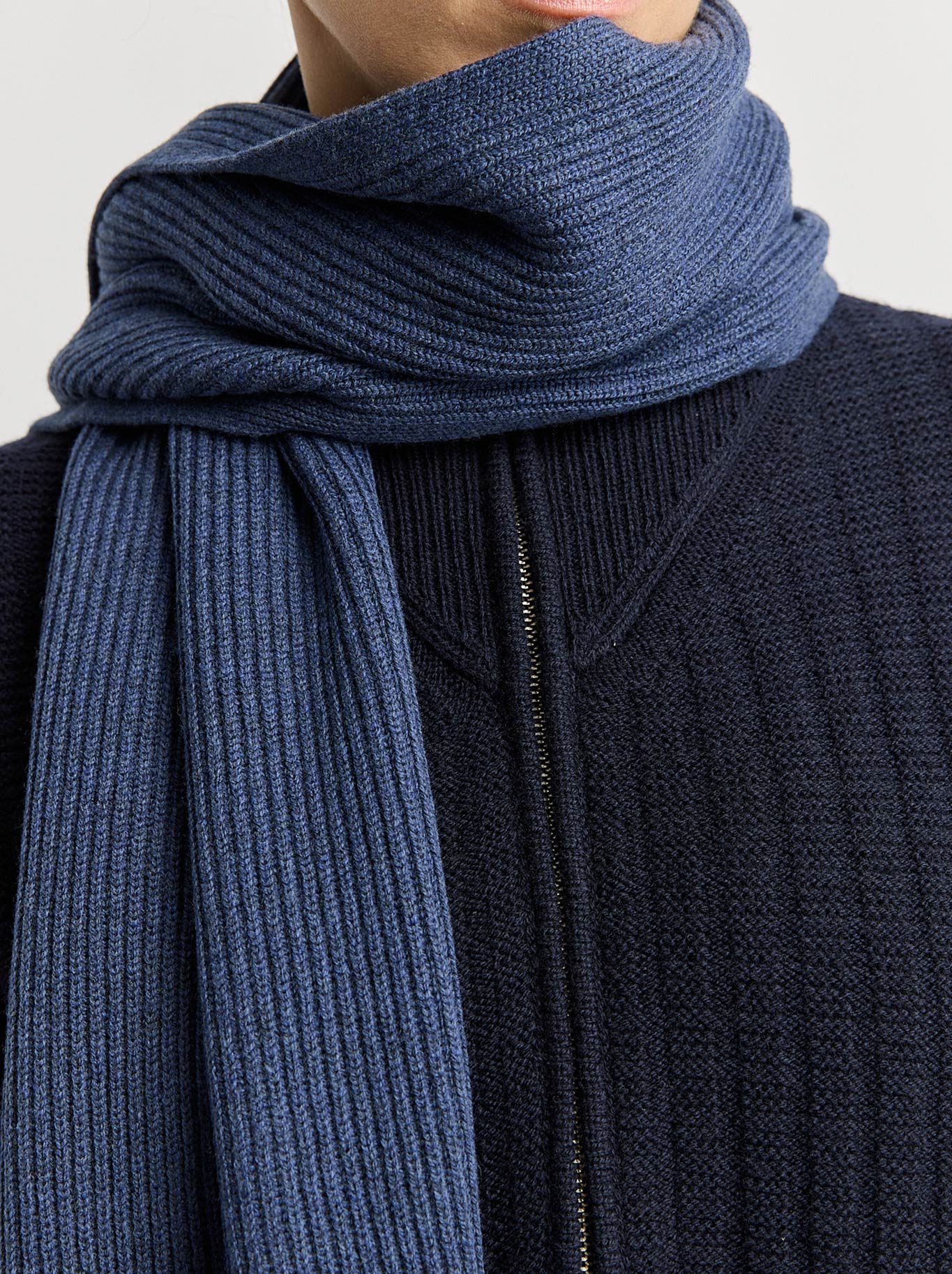 TOORALLIE FINE RIB SCARF - Image 6