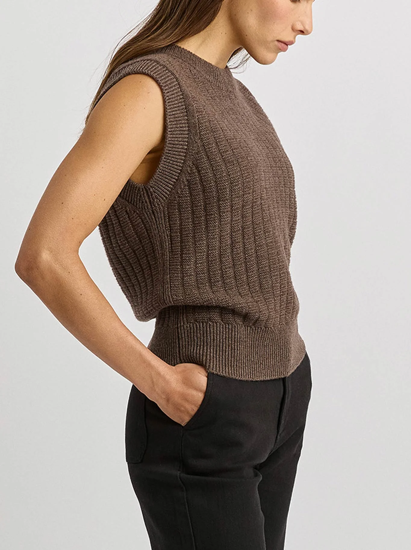TOORALLIE GRID KNIT VEST - Image 5