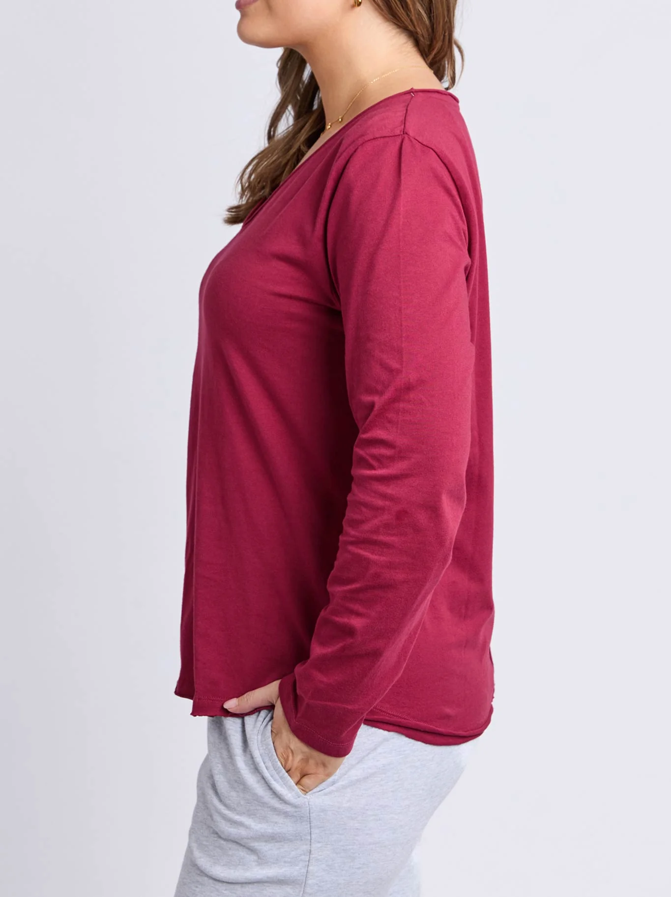 ELM PIMA LONG SLEEVE VEE TEE - Image 2