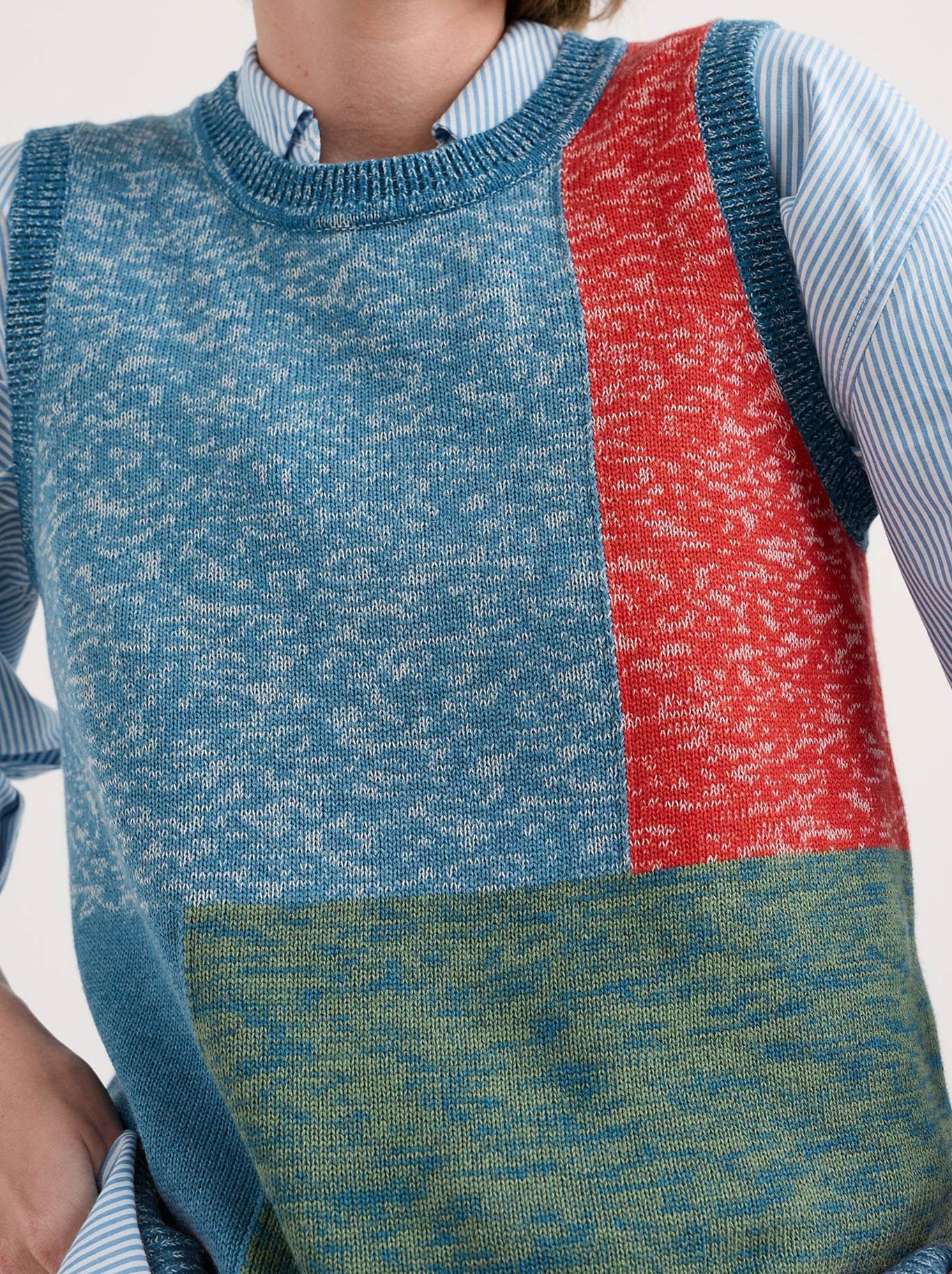 SEASALT MORGANA VEST - Image 3