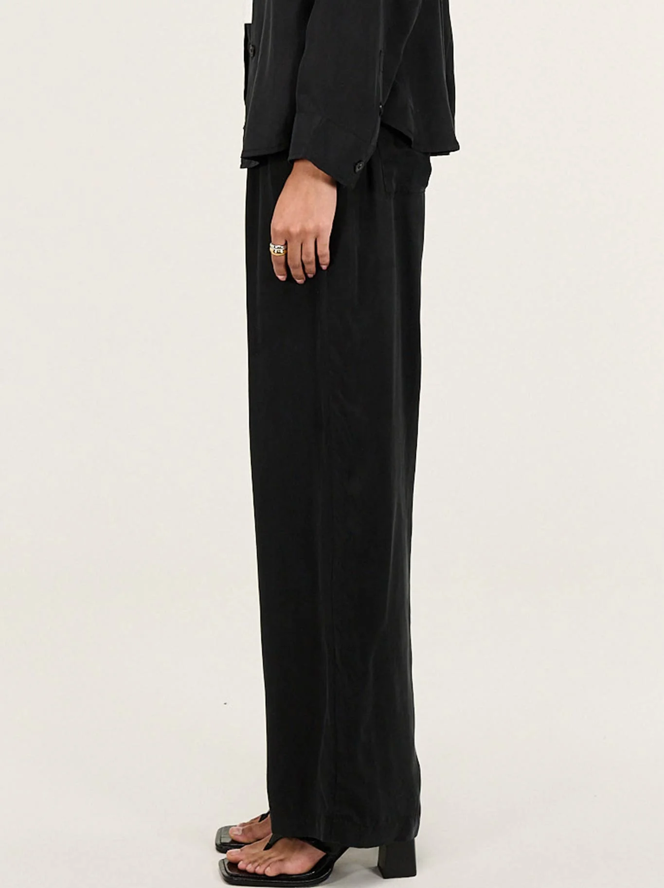 STAPLE THE LABEL SILVIE CUPRO RELAXED PANTS - Image 2