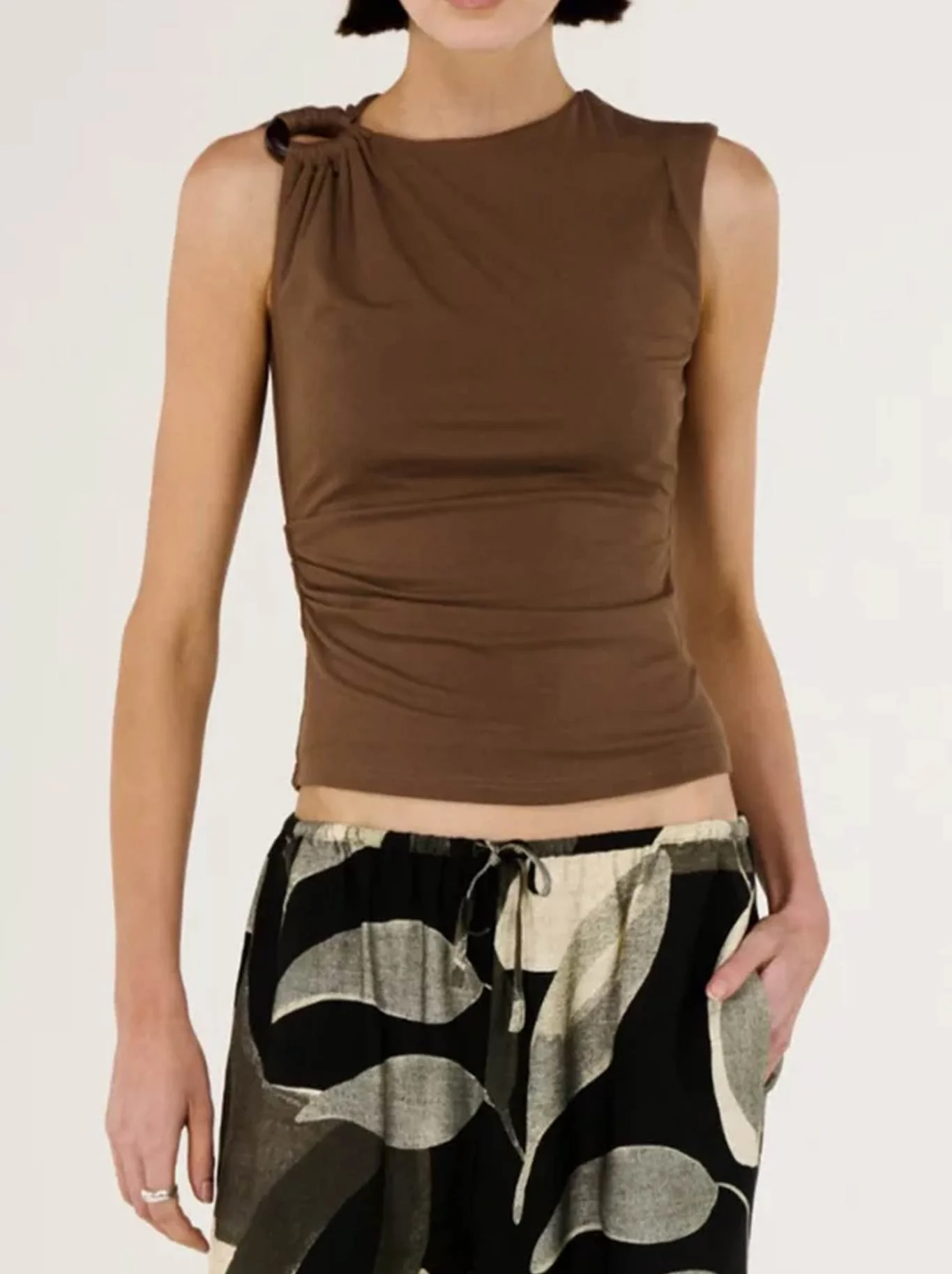STAPLE THE LABEL BLAIR HARDWARE TOP