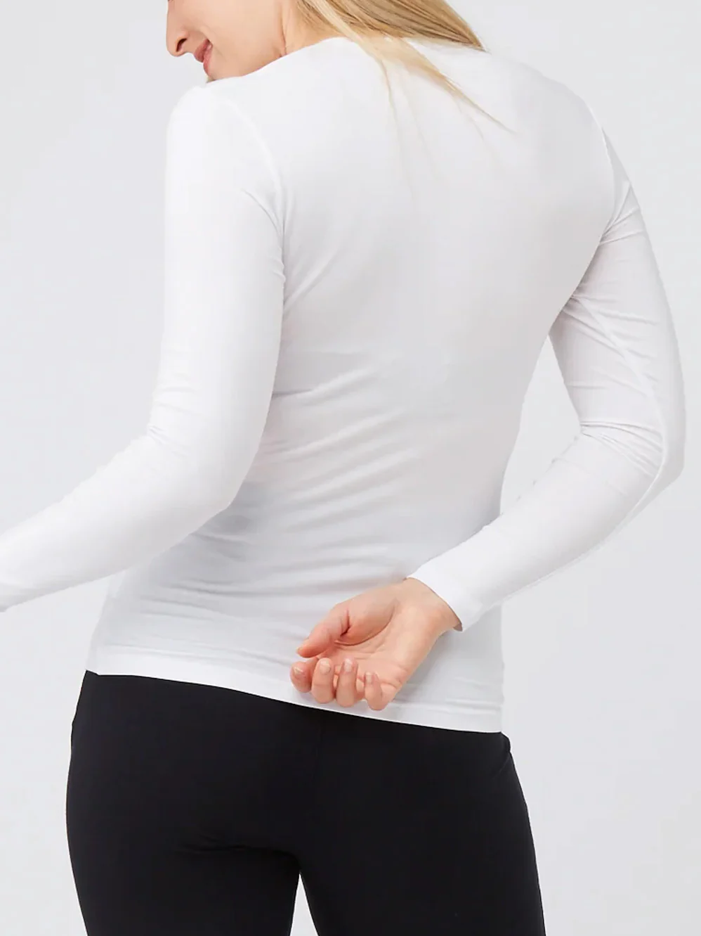 TANI LONG SLEEVE SCOOP TEE - Image 4