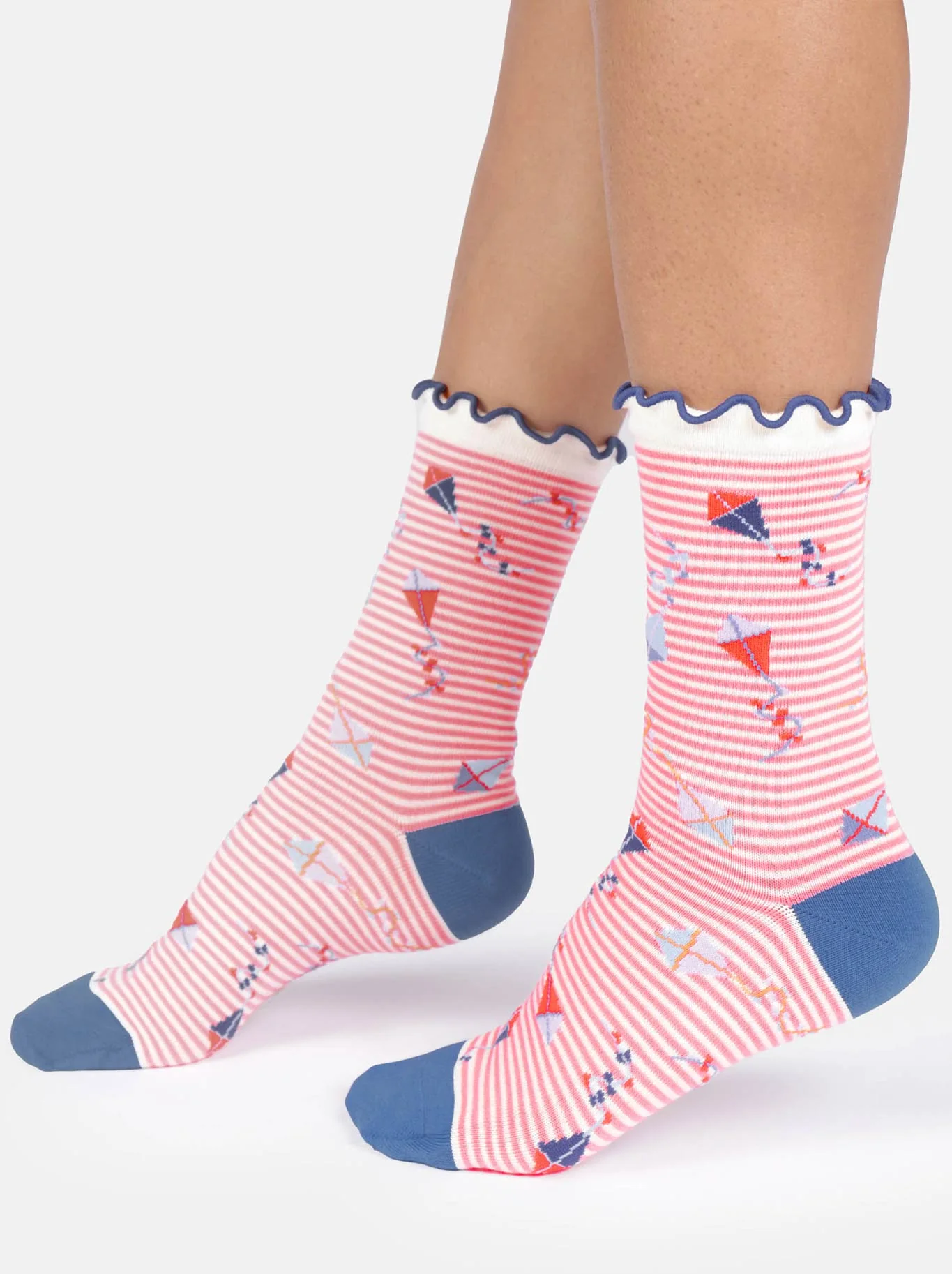 THOUGHT FLYING KITES BAMBOO FRILL CREW SOCKS - Image 3