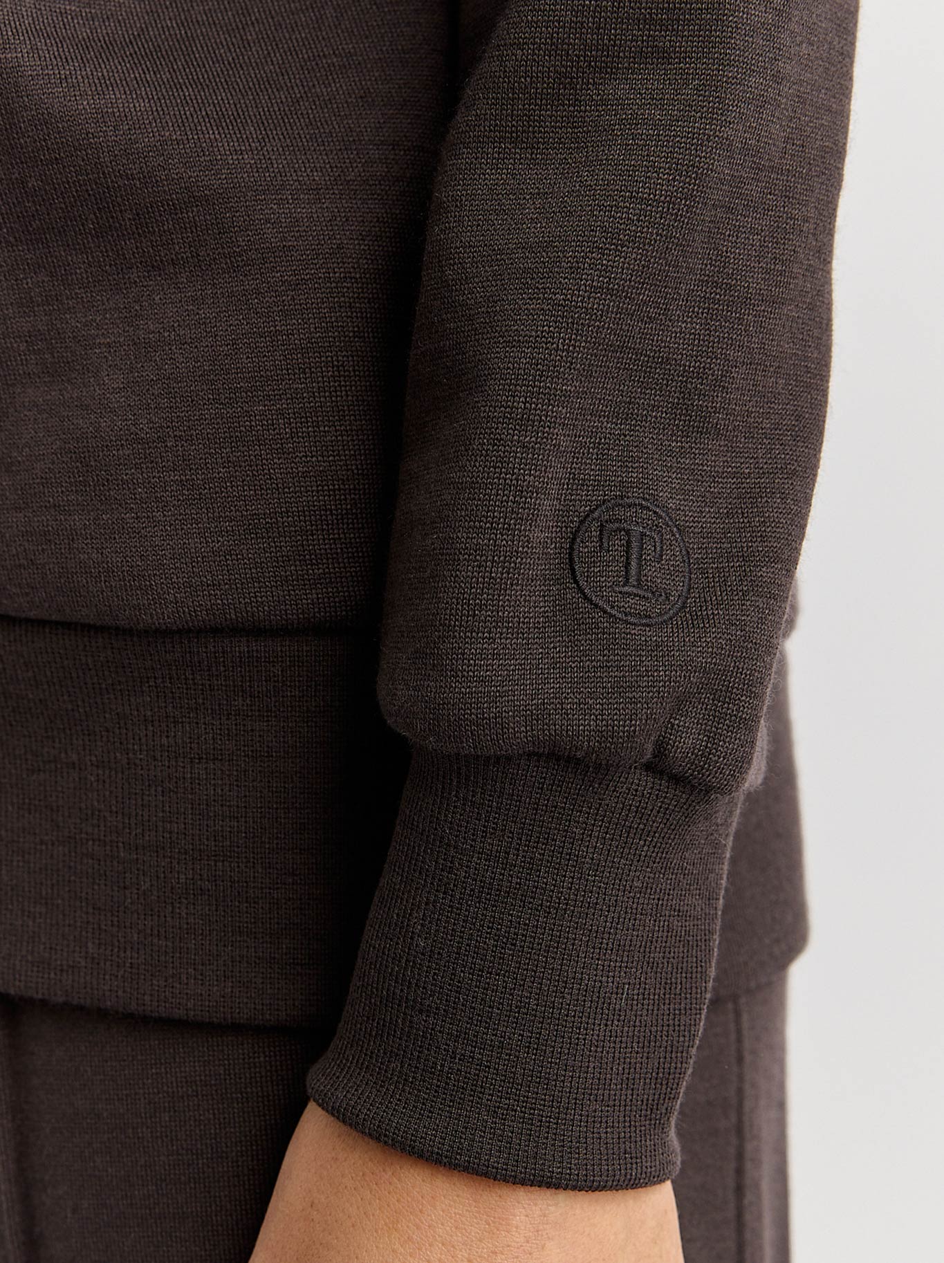 TOORALLIE LOUNGE FUNNEL NECK - Image 3