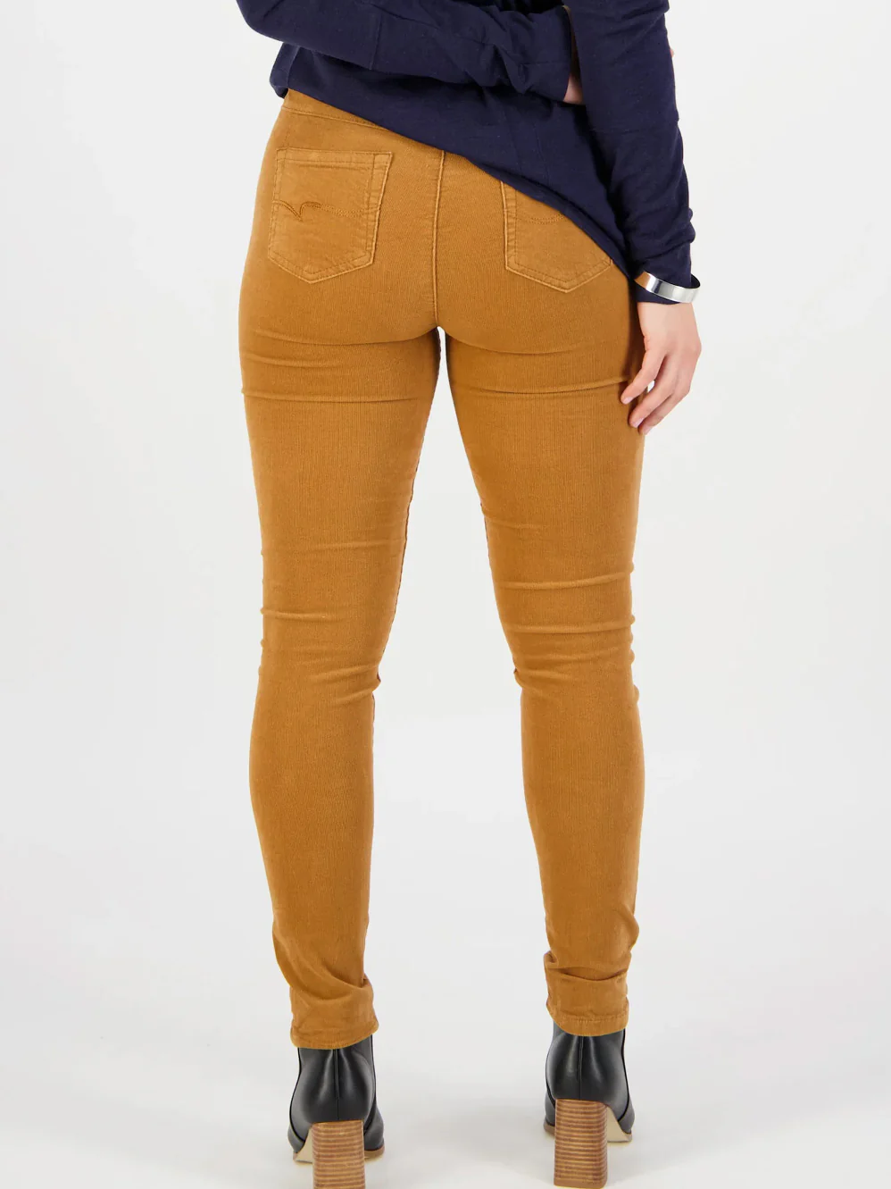 VASSALLI SKINNY PULL ON CORD PANT - Image 15