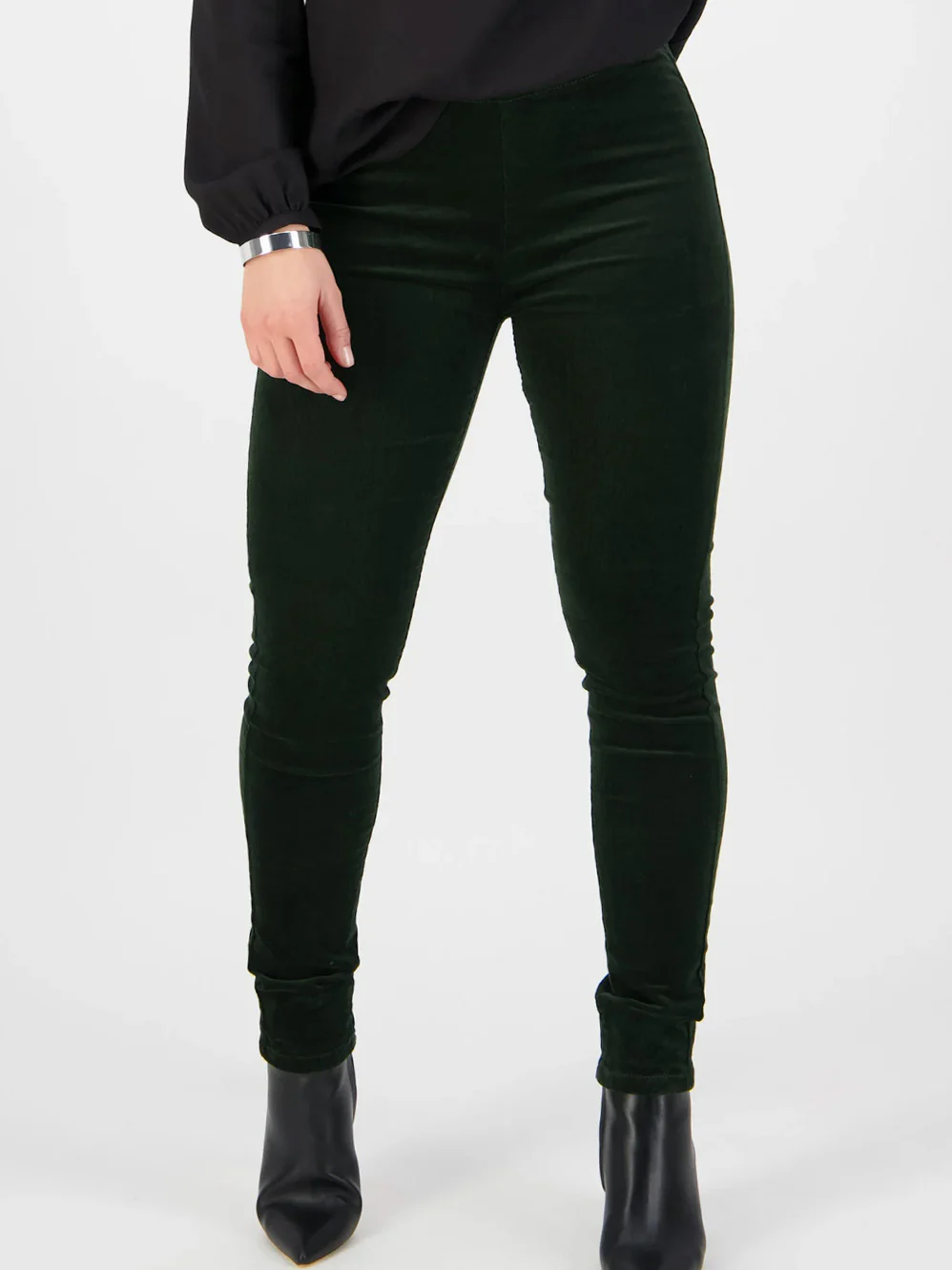 VASSALLI SKINNY PULL ON CORD PANT - Image 16