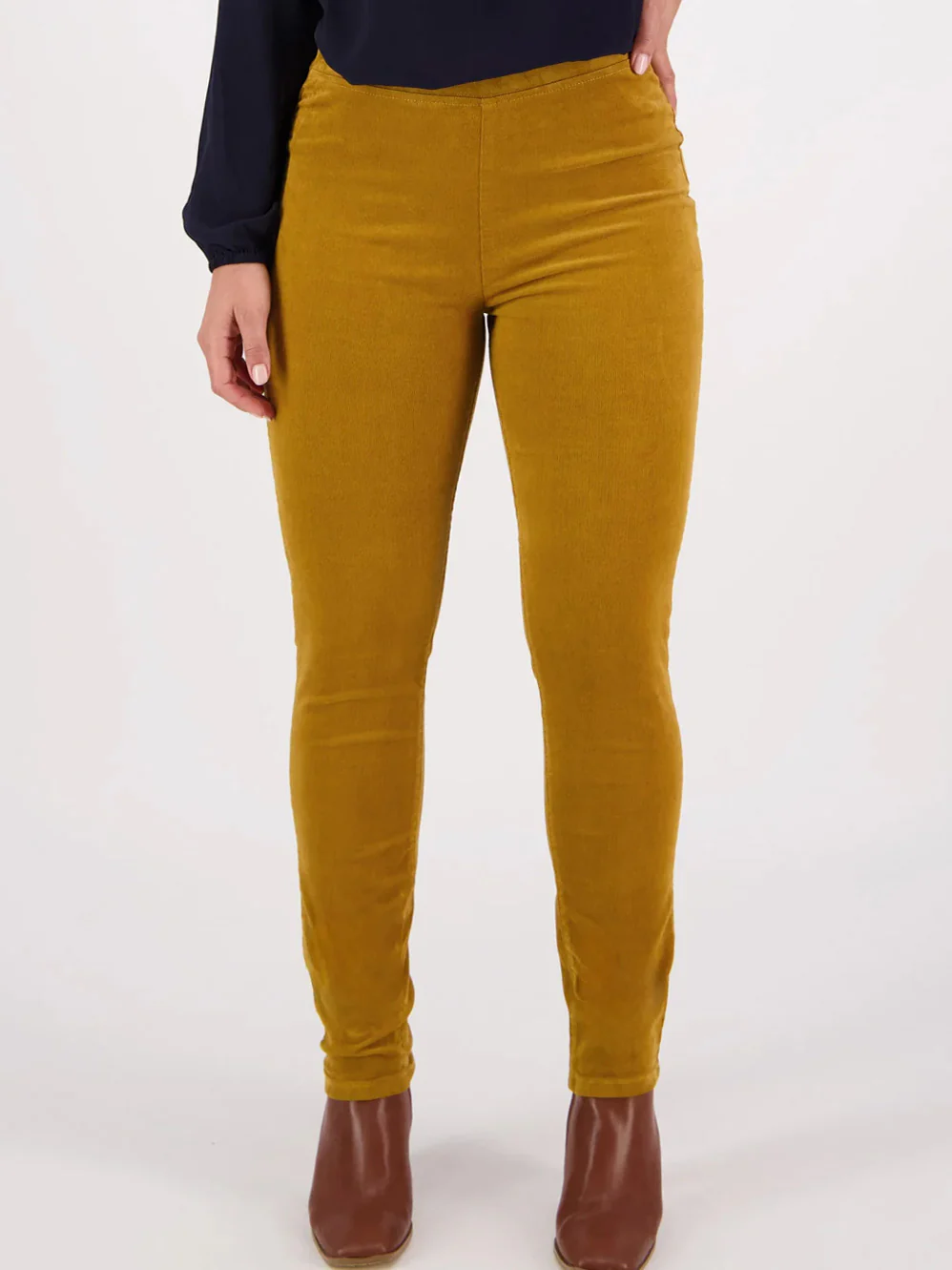 VASSALLI SKINNY PULL ON CORD PANT - Image 33