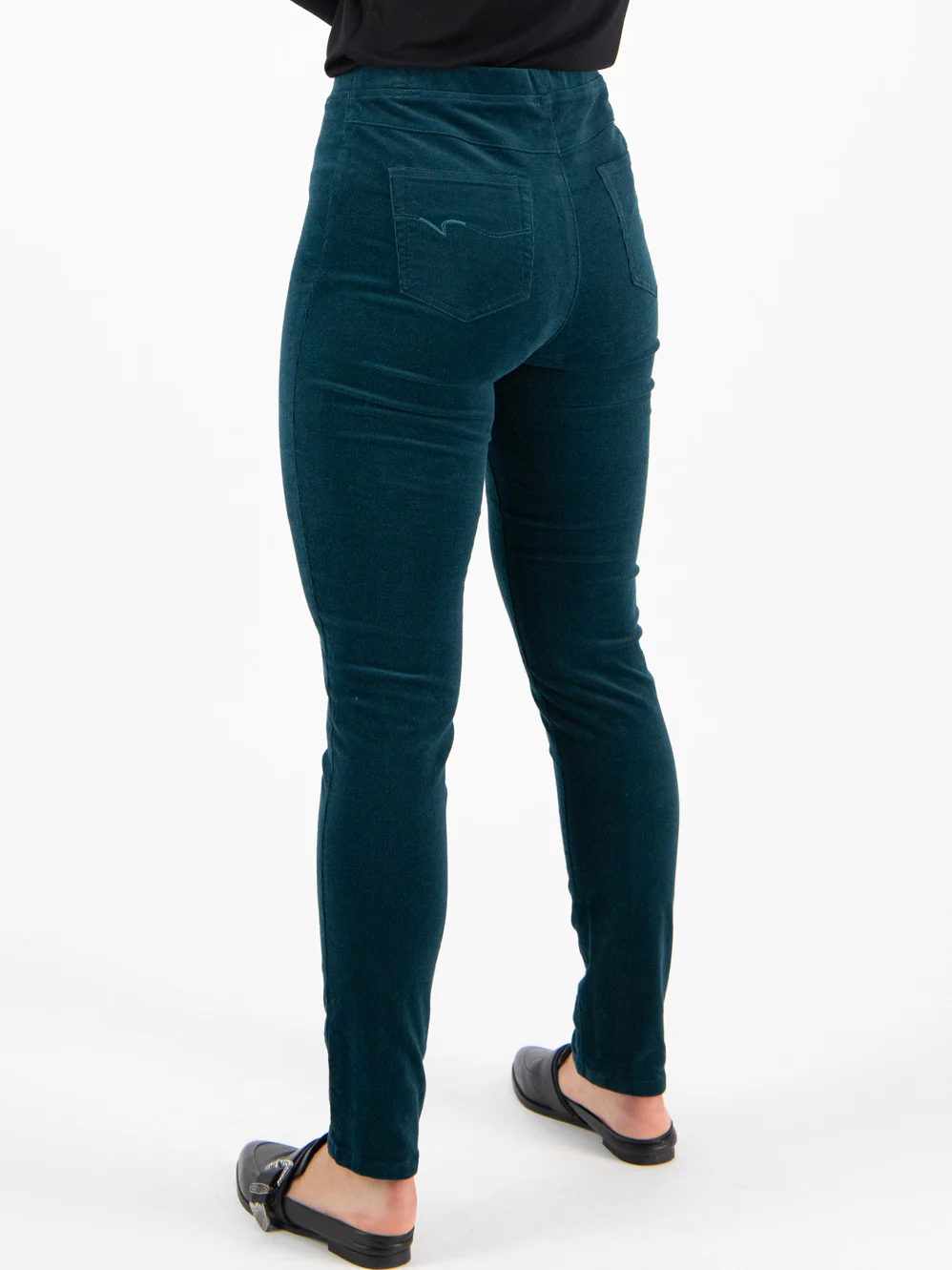 VASSALLI SKINNY PULL ON CORD PANT - Image 4