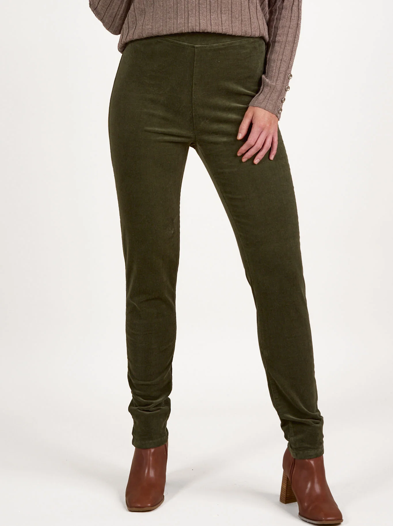 VASSALLI SKINNY PULL ON CORD PANT - Image 41