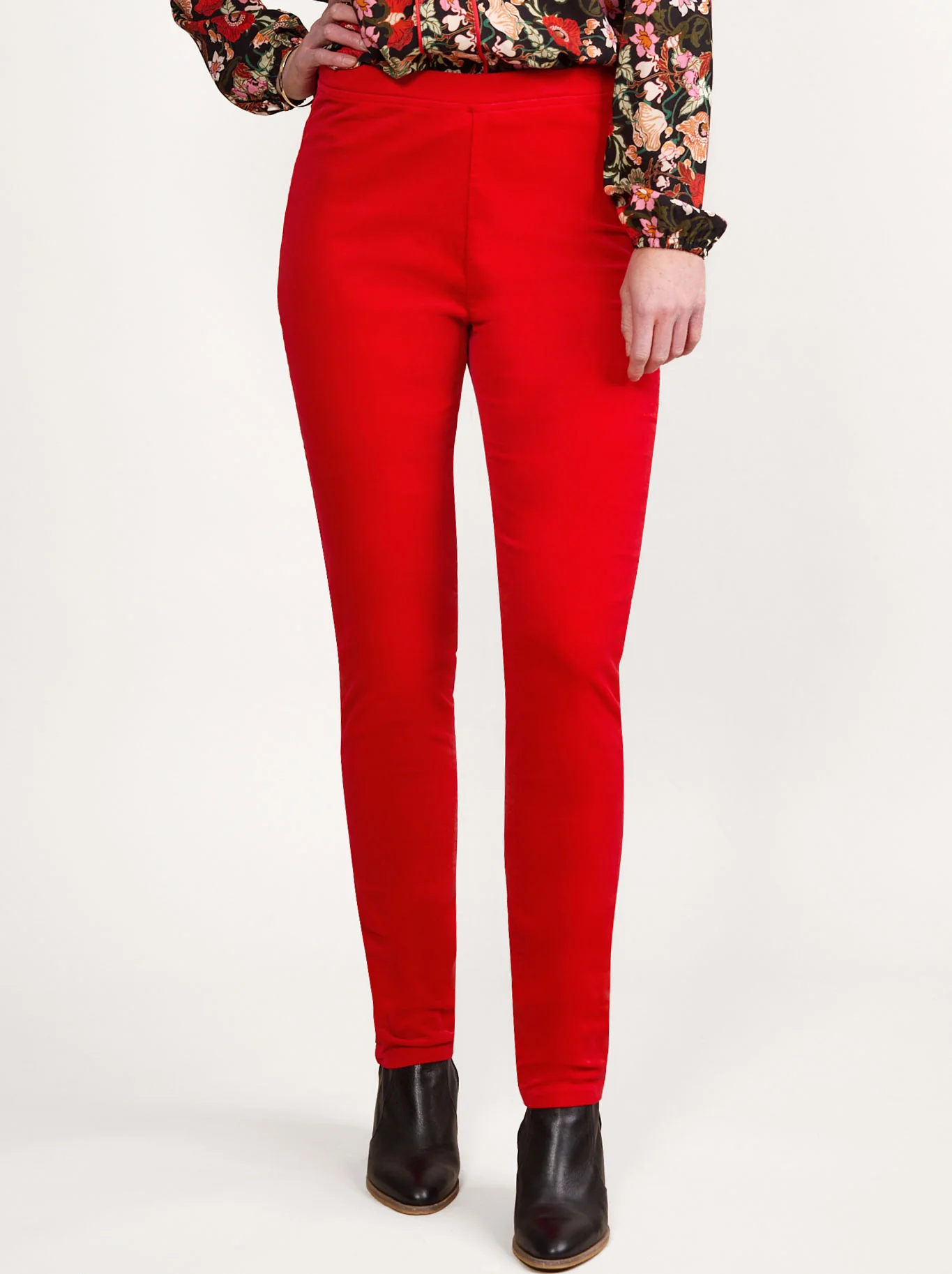 VASSALLI SKINNY PULL ON CORD PANT - Image 44