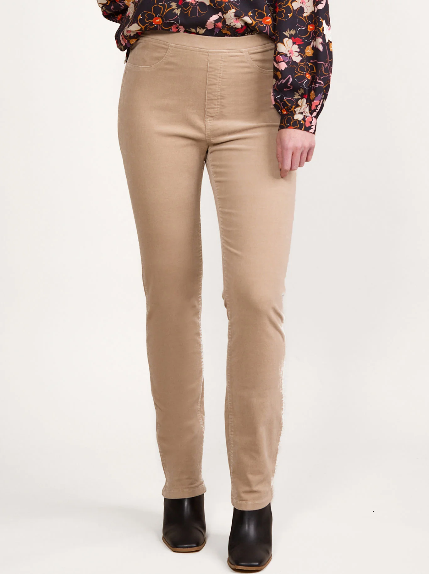 VASSALLI BAY SLIM LEG CORD PULL ON PANT - Image 55