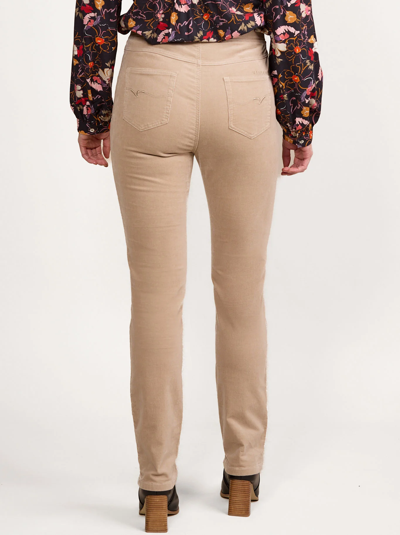 VASSALLI BAY SLIM LEG CORD PULL ON PANT - Image 57
