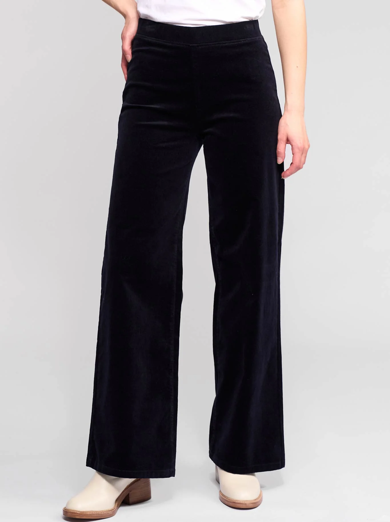 VASSALLI LOFT CORD WIDE LEG PULL ON - Image 4