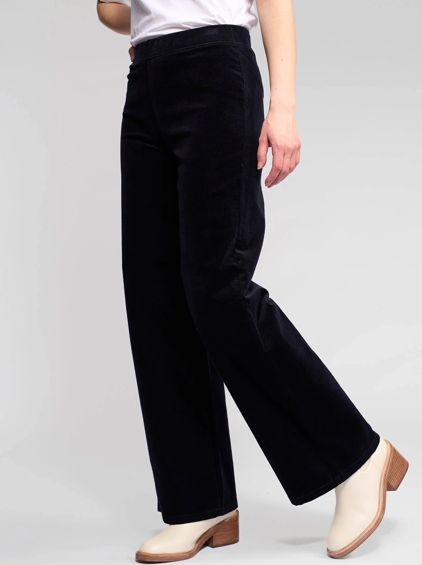 VASSALLI LOFT CORD WIDE LEG PULL ON - Image 5