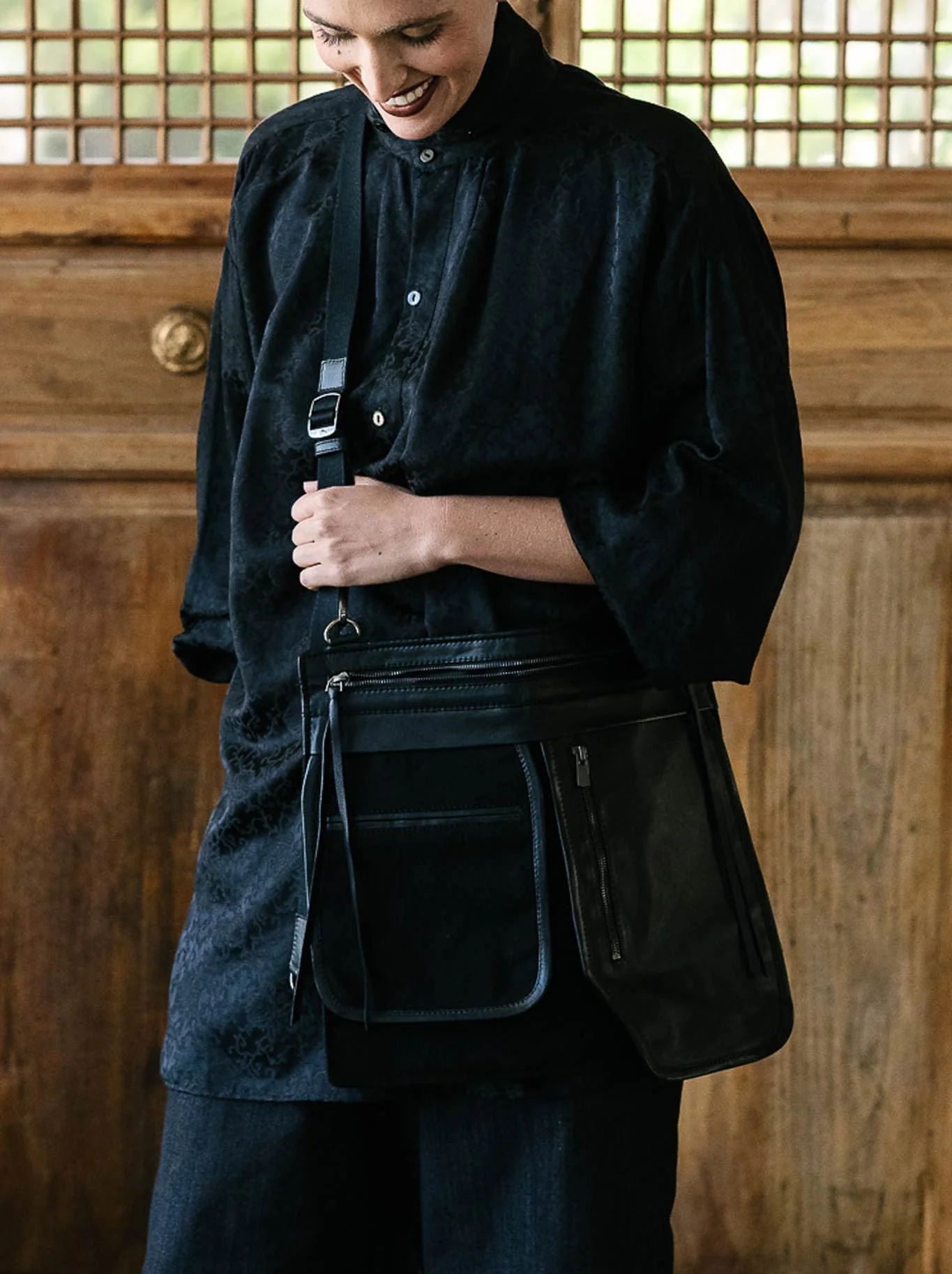 M.A DAINTY WAKER BAG - Image 2