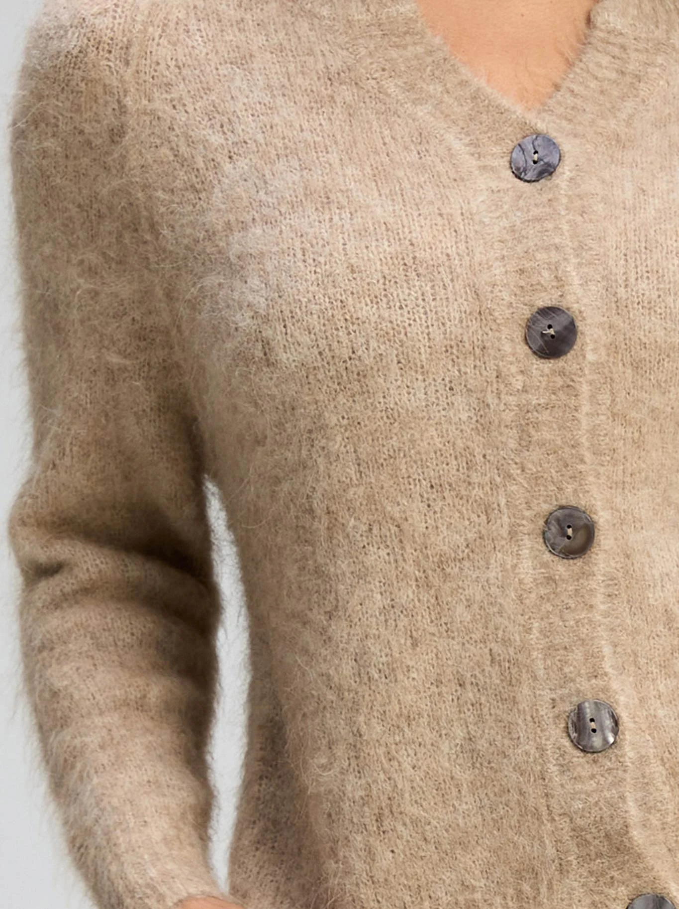 ZAKET & PLOVER ALPACA CARDI - Image 3