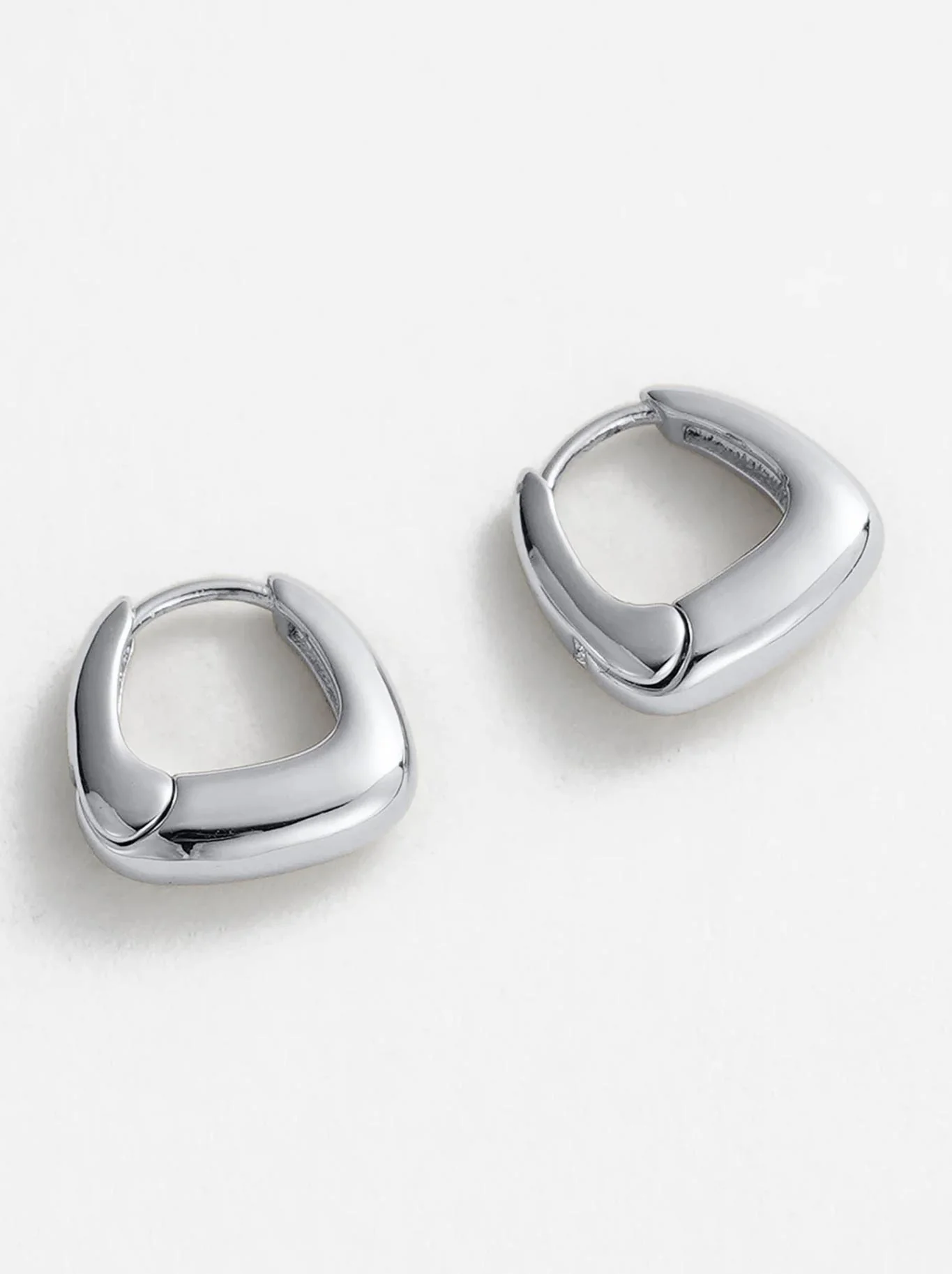ZAFINO NEVE HUGGIE - Image 2