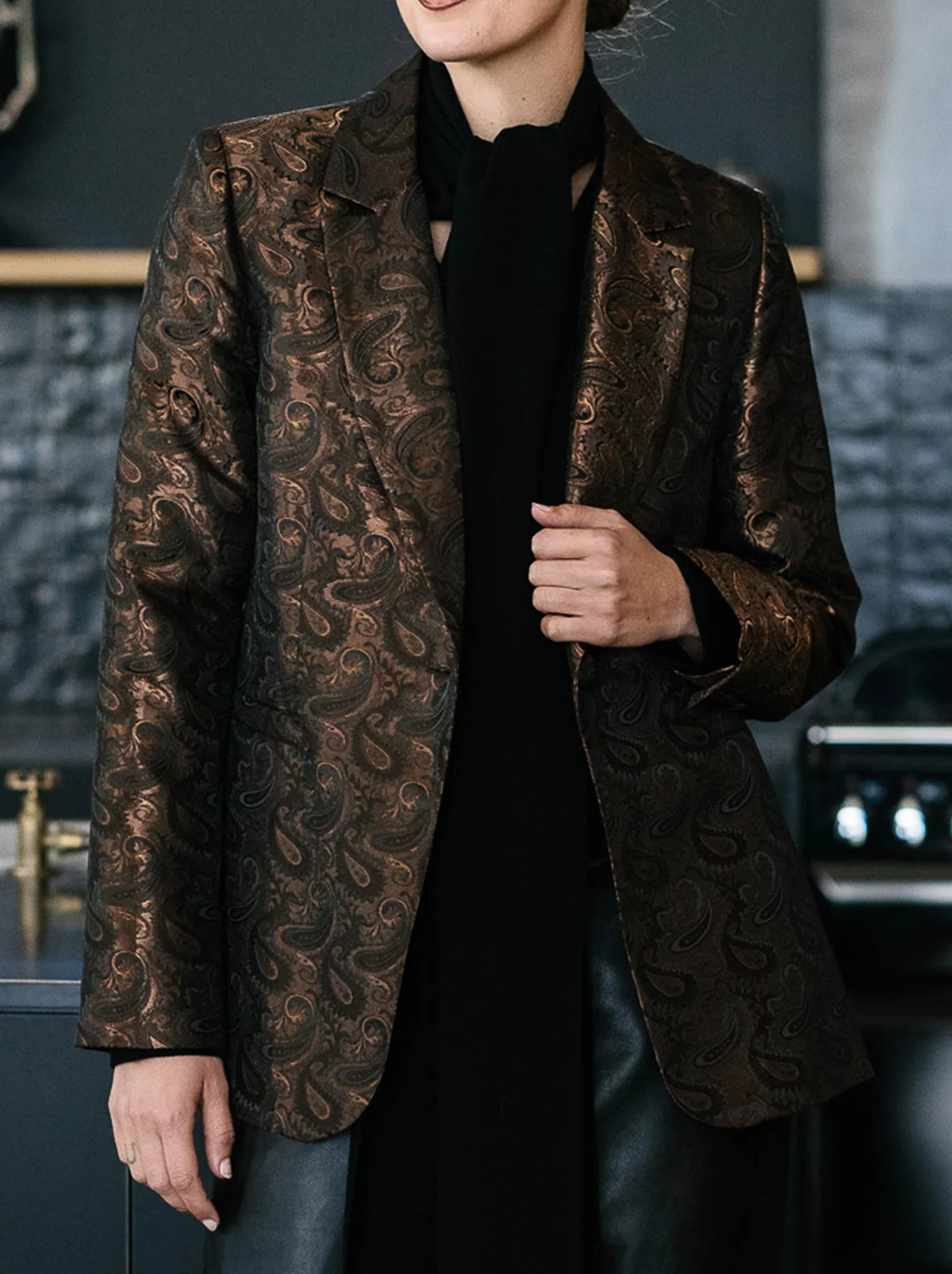 M.A DAINTY ZAZZLE JACKET